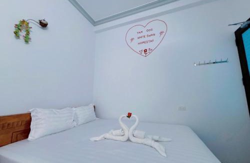 Hoa Lu Hostel | Tam Coc White Swan Homestay