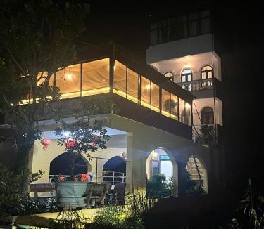 Hoa Lu House | Tamcoc Sunseekers Homestay & Hostel