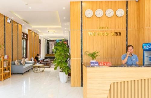 Dong Hoi Hotel | Tan Hoang Minh Hotel