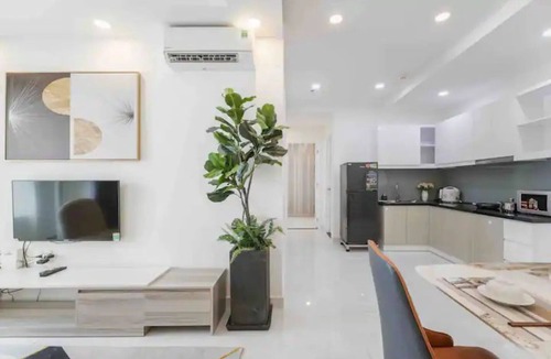 Phuong 8 Hotel | Terra Royal Apartments at District 3