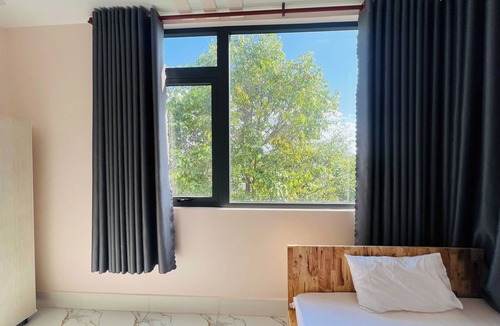Bau Bang Hotel | Thanh Hang Hotel