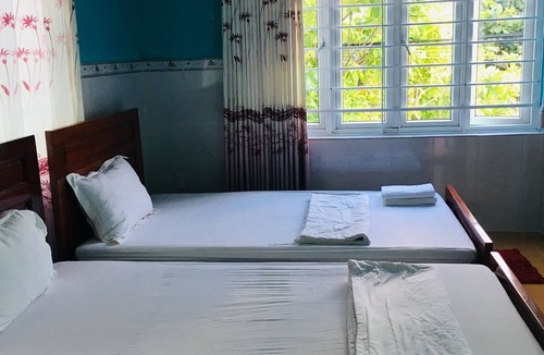 Con Son House | Thanh Ngoc Motel