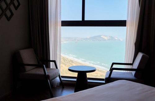 Suoi Nuoc Beach Hotel | The Apec Mandala Ocean View - Condotel