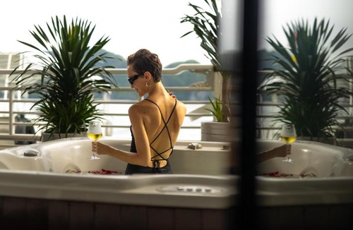 Ha Long Boat Rental | The Au Co Cruise - Managed by Bhaya Cruises