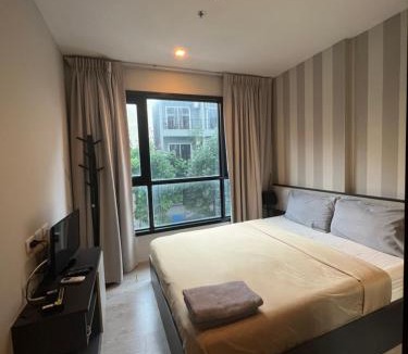 Pattaya Bay Apartment | The base central 芭提雅中央公寓