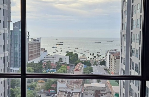 Central Pattaya Apartment | The Base Central Pattaya by Mickey