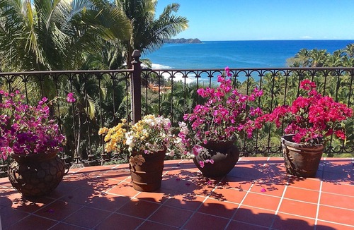 San Francisco House | THE BIG HOUSE at Villa de Vistas - gracious with stunning views. Sleeps 12.