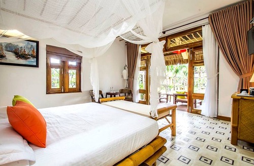My Tho Cabin | The Island Lodge
