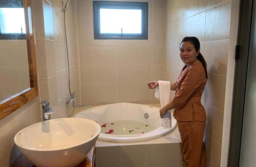East Ham Tien Beach Hotel | The Legend Coco Beach