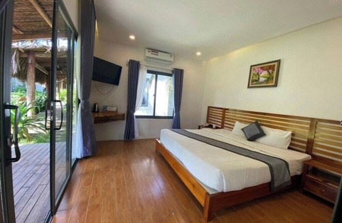 East Ham Tien Beach Hotel | The Legend Coco Beach