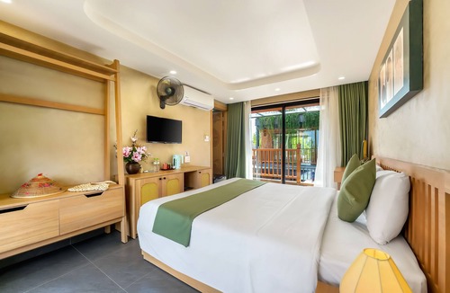 Cam An Hotel | The Linh Seaside Villa Hoi An