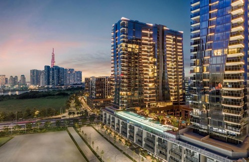 Thu Thiem Apartment | The Metropole Luxury Residence by KayStay