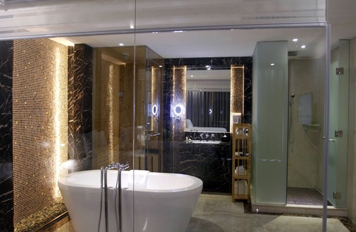 Bien Hoa Hotel | The Mira Central Park Hotel