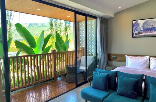 Con Son Hotel | The Mystery Con Dao