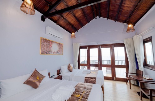 Khu 6 Hotel | The Poplar Resort