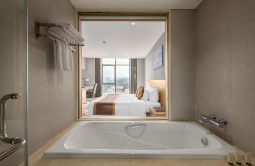 Ninh Binh Hotel | The Reed Hotel