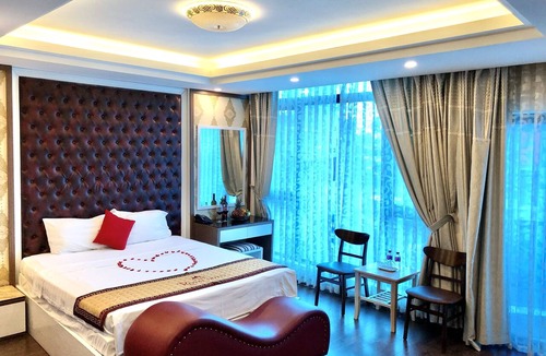 Yen Phu Hotel | The Royal Hotel