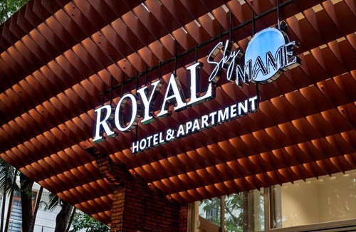 Phu My Hung Hotel | The Royal Sky Mame - Phu My Hung