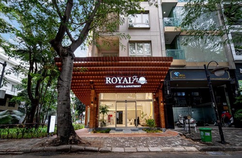 Phu My Hung Hotel | The Royal Sky Mame - Phu My Hung