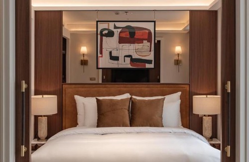 Hanoi Hotel | The Savile, by Harry's