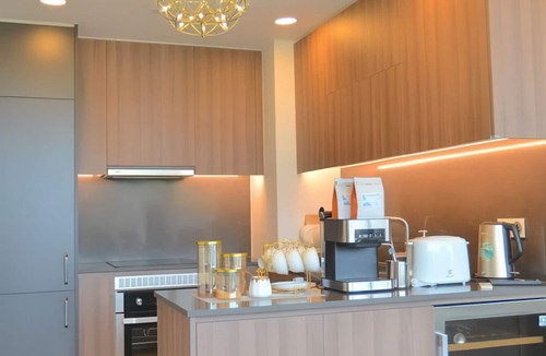 District 3 Condo | The Serenity Sky Villas D3