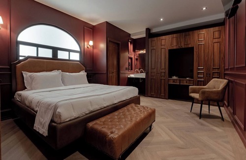 Benito Juarez Hotel | The Urban Muse suite