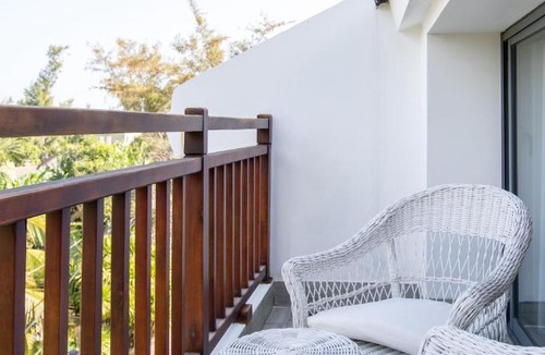 Cam An Hotel | The Watermark Beachside Hotel