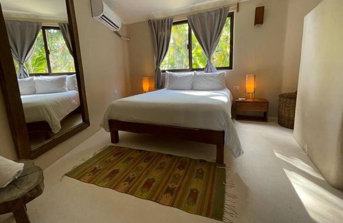 Zona Hotelera House | Three Bedroom House ocean front