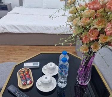 Long Bien Apartment | TN Homestay Tâm Anh