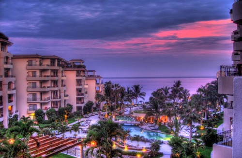 Cabo San Lucas Condo | Top Floor-Award Winning Oceanfront Resort!-on Medano Beach!