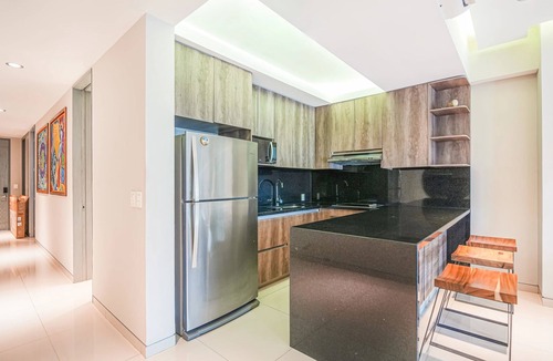 Colonia 5 de Diciembre Apartment | Torre Ku Rooftop Pool with Ocean Views
