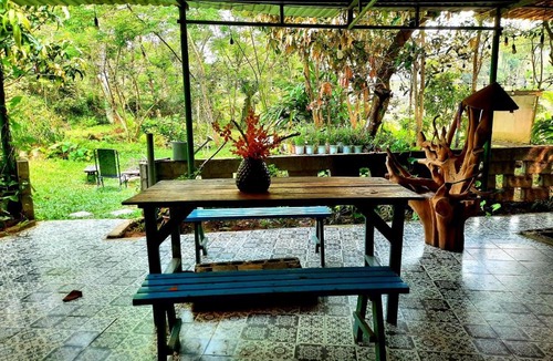 Hoa Vang House | Trại Điên Homestay