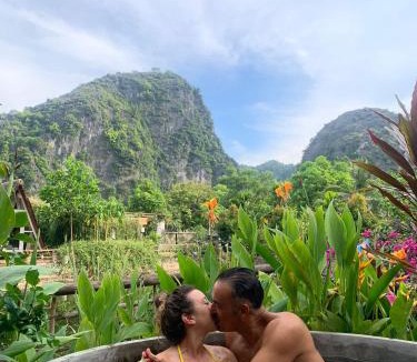 Hoa Lu Hotel | Trang An Lamia Bungalow