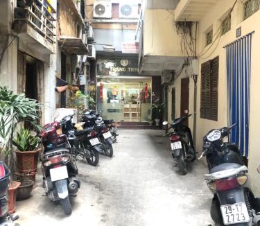 Trang Tien Hotel | TrangTien Hostel