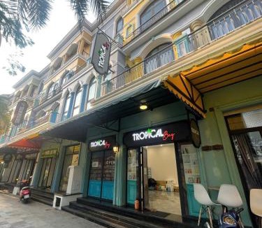 Ganh Dau Hotel | Tropical Bay Villas and Homestay