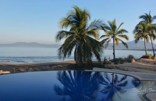 Barra de Potosi Villa | Tropical Beachfront Beauty in Barra de Potosi
