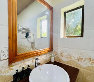 Phong Nha House | Tropical Valley Homestay - Villas