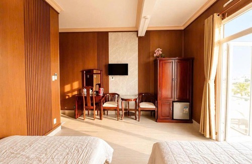Con Son Hotel | Trung Hậu 68 Hotel Côn Đảo