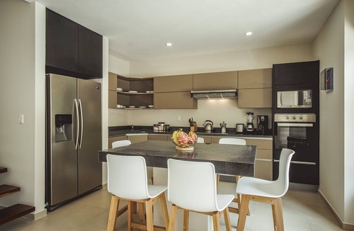 Zama House | Tulum beautiful villa in trendy Aldea Zama.