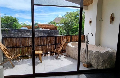 Tulum Cabin | Tulum Luxury Jungle Suite H18 with Cenote, Temazcal, Pool & more Amenities