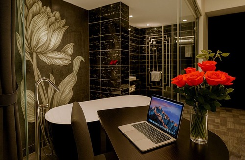 District 10 Hotel | Tuong Vi Corner Hotel