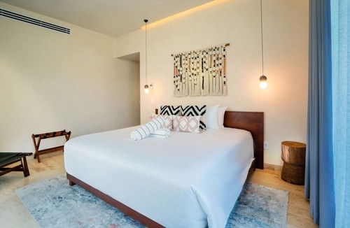 Tulum Hotel | Two 1-BR 1 Queen | Bloom Tulum | w/Fully Equipped Kitchen + Pool