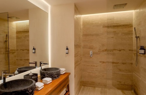 Tulum Hotel | Two 1-BR 1 Queen | Bloom Tulum | w/Fully Equipped Kitchen + Pool