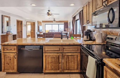 Puerto Penasco Condo | Two-Story 3-Bedroom Beachfront Penthouse at Princesa | BeachBumCondos