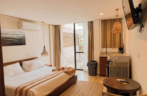 La Veleta Hotel | TWT CONDOS