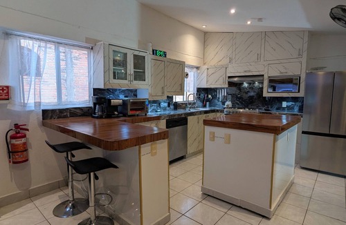 Emiliano Zapata Apartment | Unique Location Spacious Apartment