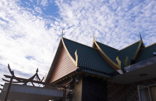 Bao Loc Villa | Unique villa on hilltop viewing lake, valley, mountains