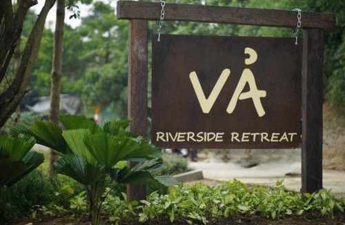 Huong Thuy House | Vả Riverside Retreat