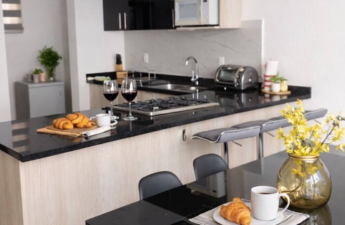 Queretaro House | Vacation in a house equipped with heated pool, tranquility and total comfort.