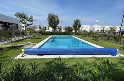 Coronango House | Val'Quirico VW Finsa Puebla & Cholula just minutes away.